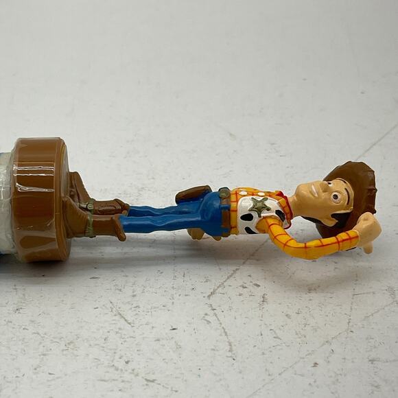 Lot Of 5 Original Disney Toy Story Buzz Woody Sweet Tarts Tube, Fun Straw, Badge - Picture 12 of 16